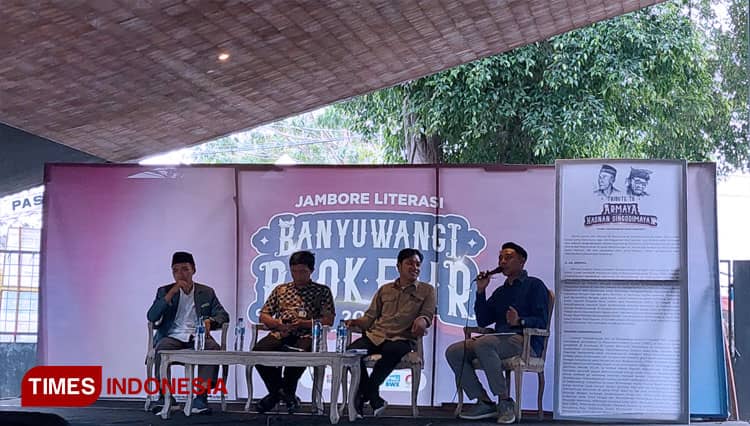 Diskusi Bedah Buku Sang Pengabdi Ilmu Warnai Banyuwangi Book Fair 2022