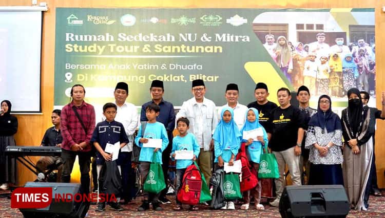 Unisma dan Rumah Sedekah NU Ajak Anak Yatim dan Dhuafa Edutrip ke Kampung Coklat Blitar