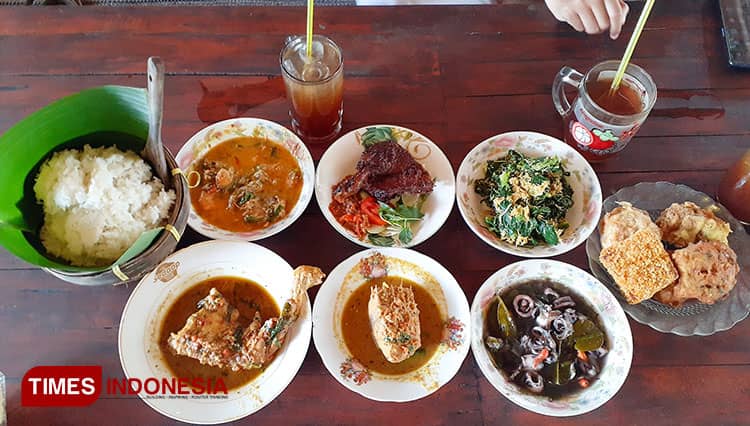 Warung Pedas Tangkilsari Malang, Surganya Pecinta Kuliner Puedess