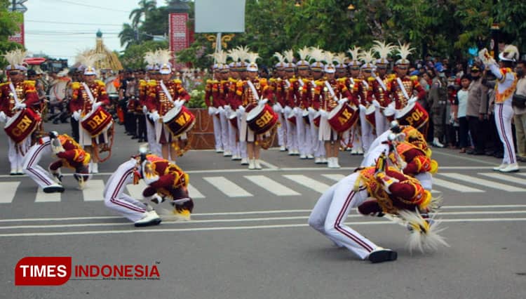Opening Kejurnas Drumband 2022 di Madiun Drumcorps Akpol Tampil Full Action