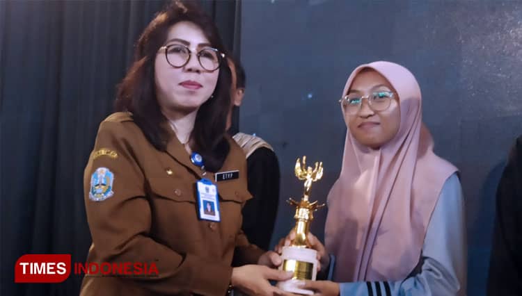 Program SMA Double Track Gelar Festival Millennial Entrepreneur Award dan Pamer Produk Unggulan