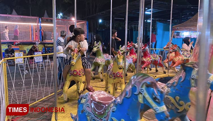 Pasar Rakyat & Festival Santri Banyuwangi Hadirkan Denny Caknan