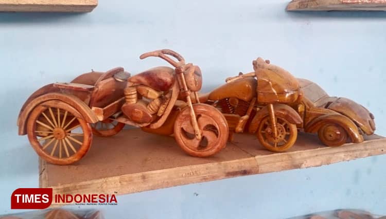 Warga Lapas Banyuwangi Bikin Celengan Jeruji Besi