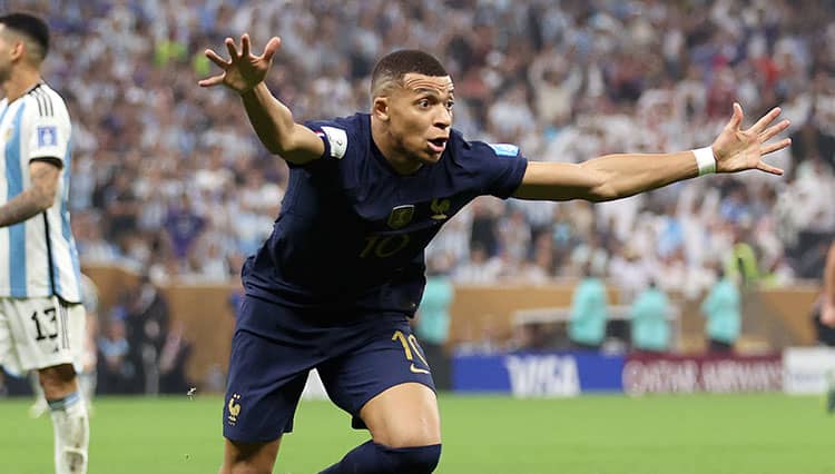 Mbappe Ganas, Prancis Tahan Imbang Argentina