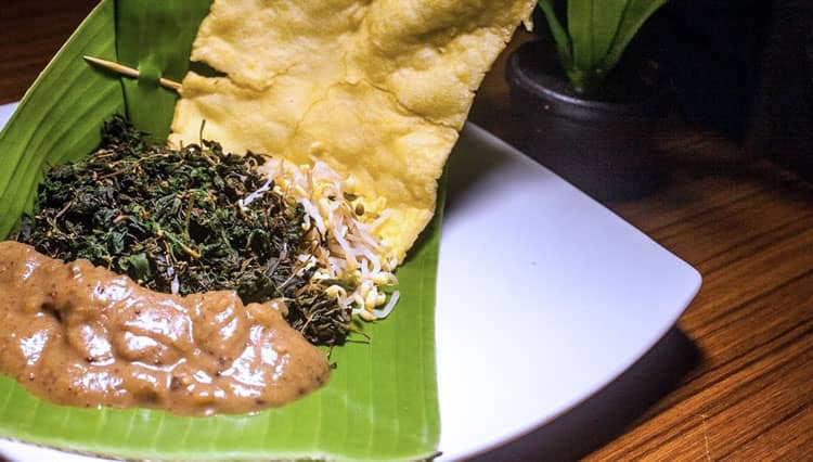 Cita Rasa Khas Pecel Semanggi Membawa Kenangan Jaman Dulu