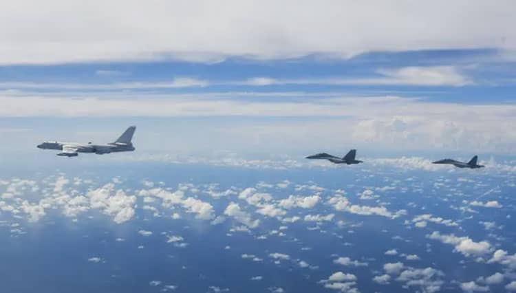43 Pesawat Tempur Cina Melintasi Garis Tengah Langit Taiwan