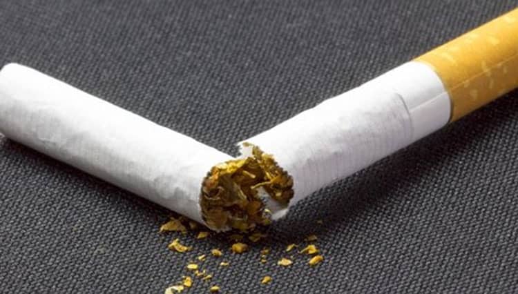 Pemerintah Indonesia Berencana Melarang Penjualan Rokok Batangan