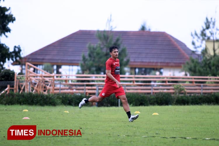Hanis Saghara dan Irsyad Maulana Pamit Hengkang dari Arema FC