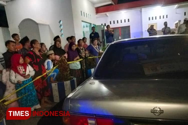Guru MTs Ditemukan Meninggal dalam Mobil Saat Antre BBM di SPBU Probolinggo
