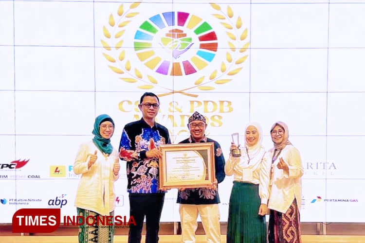 Perahu Kertas Antar PT KNI Kembali Raih Emas di Ajang CSR & PDB Awards 2023