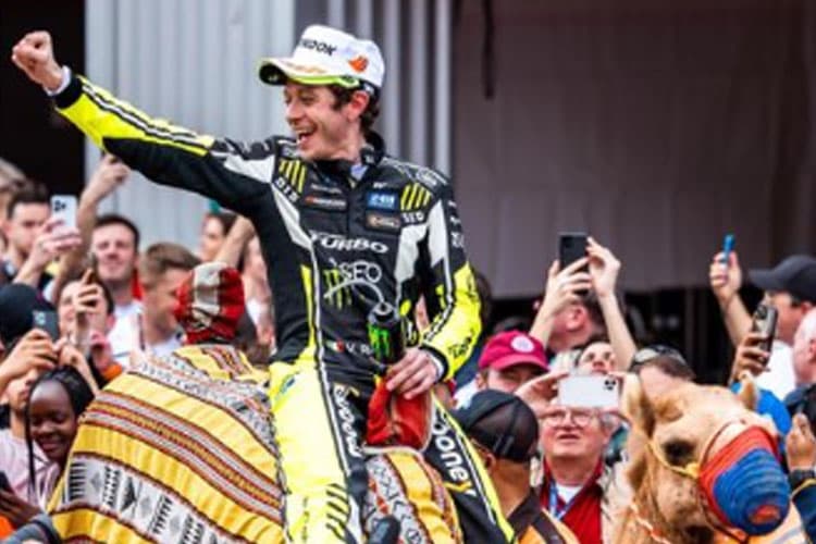 Valentino Rossi Dikabarkan Datang Saat WSBK Mandalika 2023, Mau Balapan?