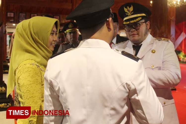 Lantik 57 Kades Baru, Bupati Kediri Berpesan untuk Tingkatkan Kepercayaan Masyarakat