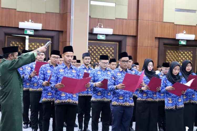 Siap Mengabdi untuk Negeri, Calon Pegawai Polbangtan Malang Ikuti Sumpah Janji Pegawai Kementan