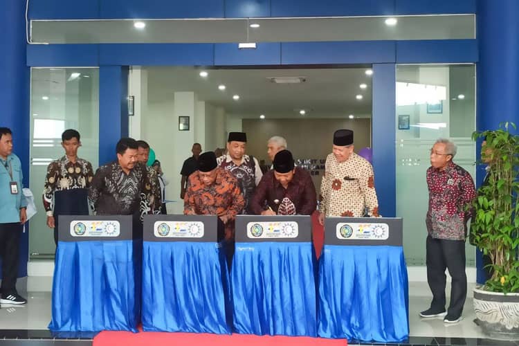 Tepat di Usia Ke-42, Unmuh Jember Resmikan Rumah Sakit Umum