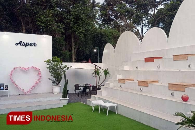 Asper Cafe, Hidden Gem Cafe Menarik di Desa Tumpang