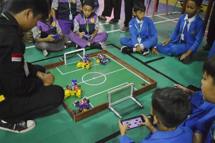 UNIPMA Gelar Kompetisi Teknologi Robofest Nasional 2023