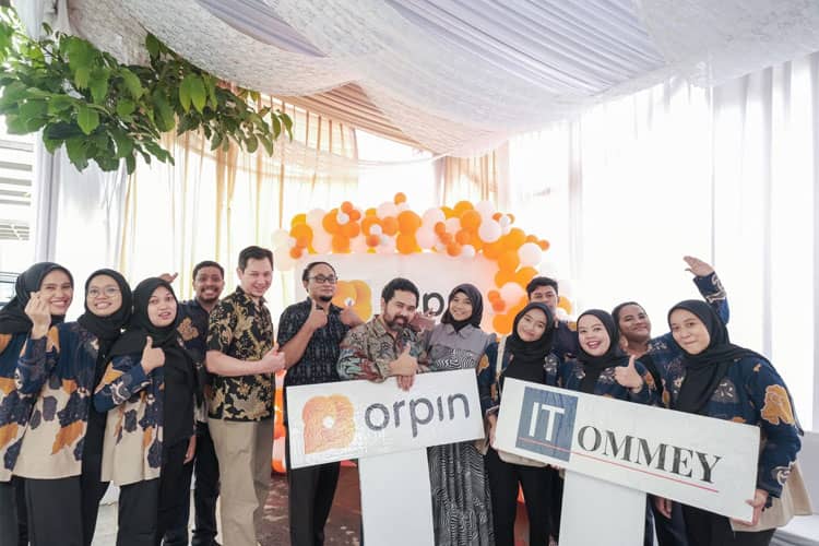 Rumah Pintar ORPIN Dapat Membuat Rumah Berinteraksi Dengan Orang Seperti di Film IRONMAN