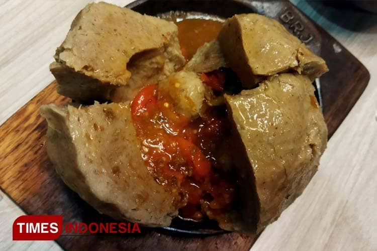 Bakso Rusuk Joss Surabaya Hadirkan Beragam Menu Pentol Daging Sapi