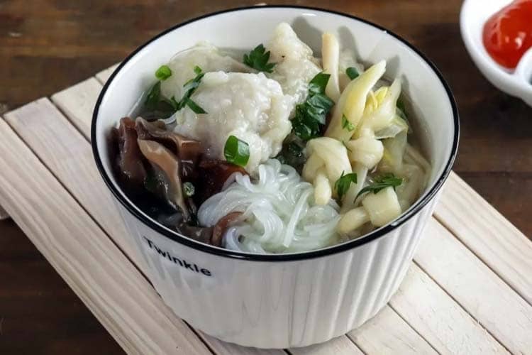 7 Kuliner Khas Palembang yang Tak Kalah Enak dari Pempek
