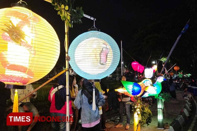 Festival Lampion Ramaikan Rangkaian Acara HUT ke-109 Kota Malang