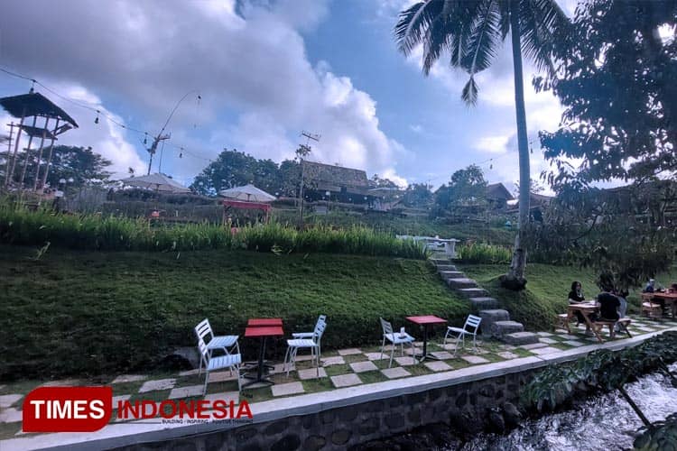 Arjuna Cafe And Resto Kemiren Banyuwangi, Bagikan Atmosfer Osing Dalam Sebuah Rasa