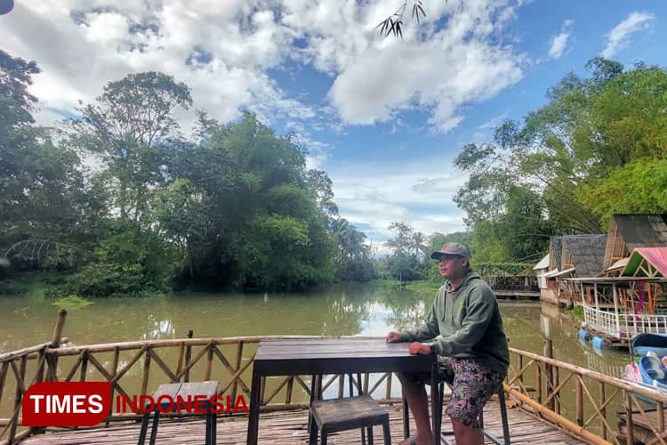 Nongki Pinggir Sungai Sekaligus Berwisata di Banyuwangi? Ini Dia Tempatnya