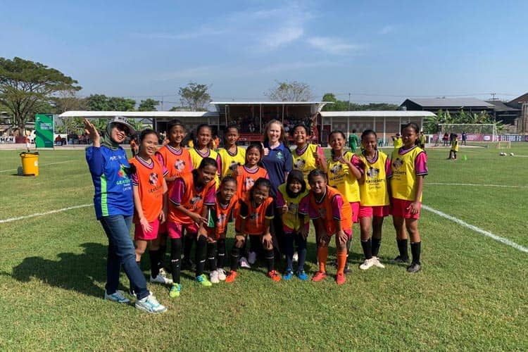 PSSI Jatim Gelar Festival Sepak Bola Putri dan Coaching Clinic Pelatih Wanita Asal Australia