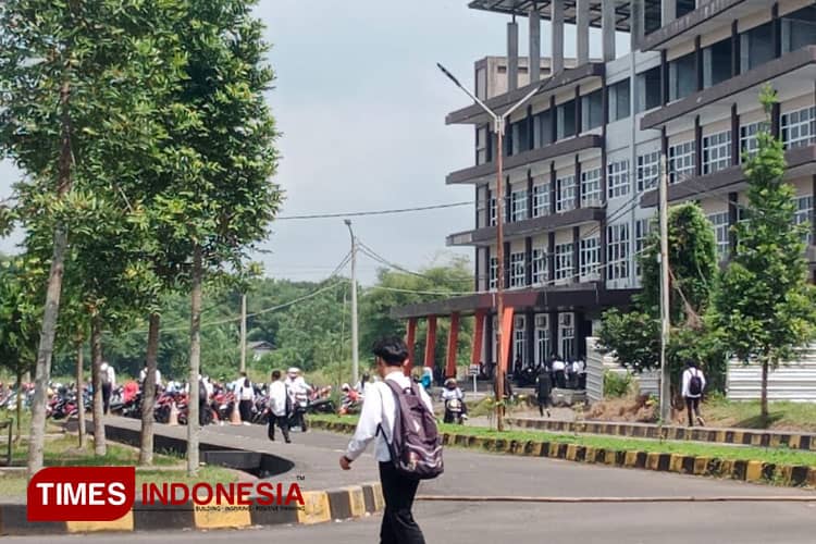 Universitas Perjuangan Akhirnya Menerima 444 Mahasiswa Eks STIMIK Tasikmalaya