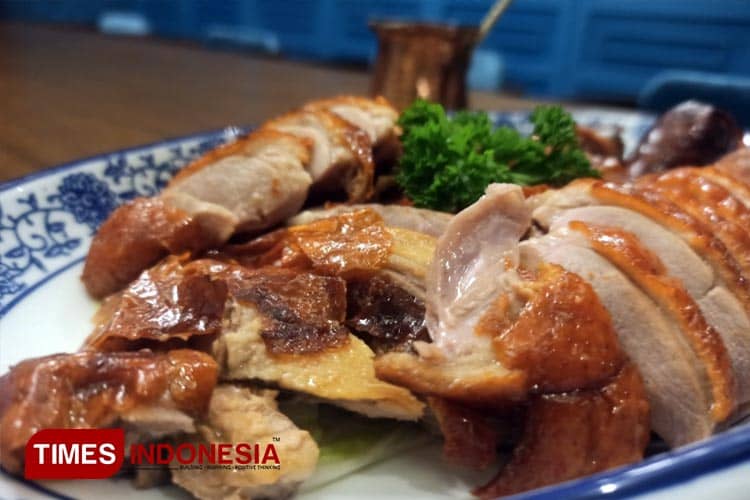 Suck my Duck Surabaya Sajikan Kelezatan Daging Bebek Panggang Gaya Cantonese