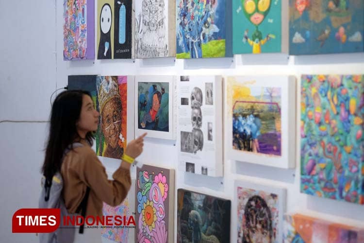 Menelusuri Makna Cinta melalui Pameran Seni Mini Art Malang