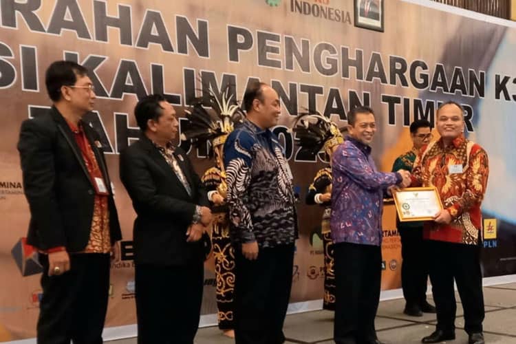 K3 Dijadikan Sebagai Budaya Kerja, PT KMI Raih Penghargaan Zero Accident