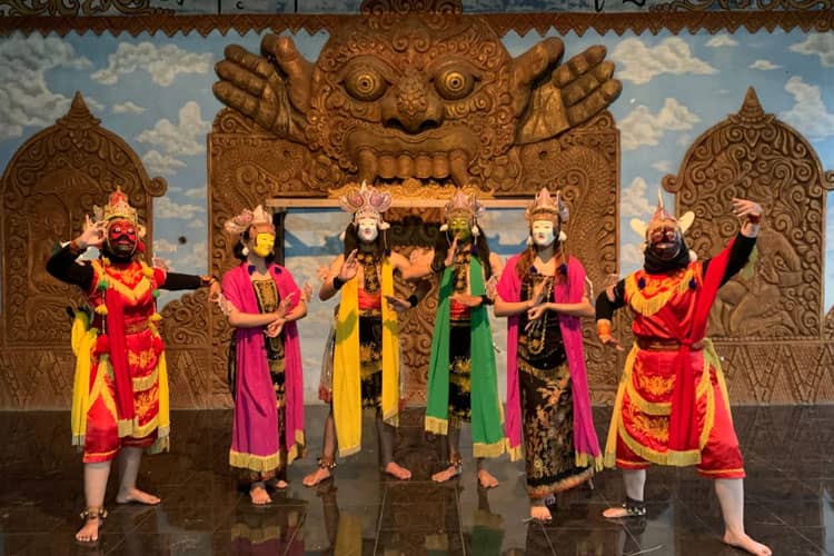 Asmorobangun Siapkan Langkah Jitu Hadapi Berkurangnya Penerus Budaya Topeng Malangan
