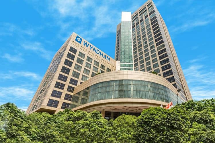 Wyndham Hotel Surabaya Perpanjang Paket Staycation di Musim Liburan