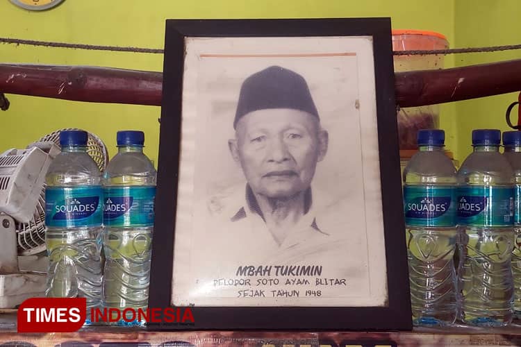 Kisah Pak Tukimin Merintis Soto Ayam Legendaris di Kota Blitar