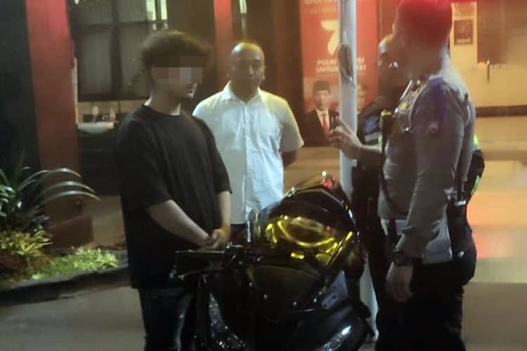 Aksi Freestyle Pengendara Motor di Malang Berujung Minta Maaf, Polisi Beri Edukasi