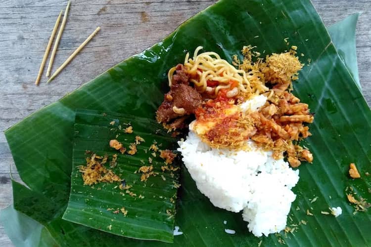 Exploring the Unique Flavors of Bali: 5 Must-Try Balinese Dishes