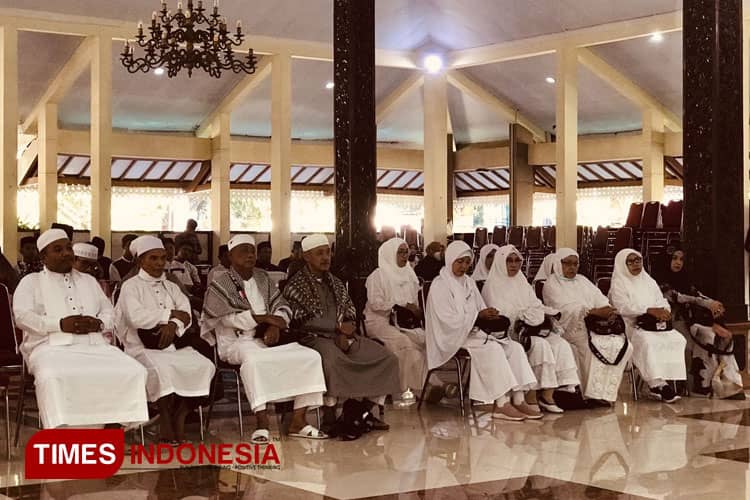 Marhaban! 14 Jemaah Haji Tiba di Bondowoso Hari Ini