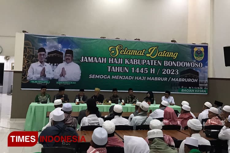 Jemaah Haji Kloter 58 Tiba di Bondowoso, Satu Orang Meninggal Dunia