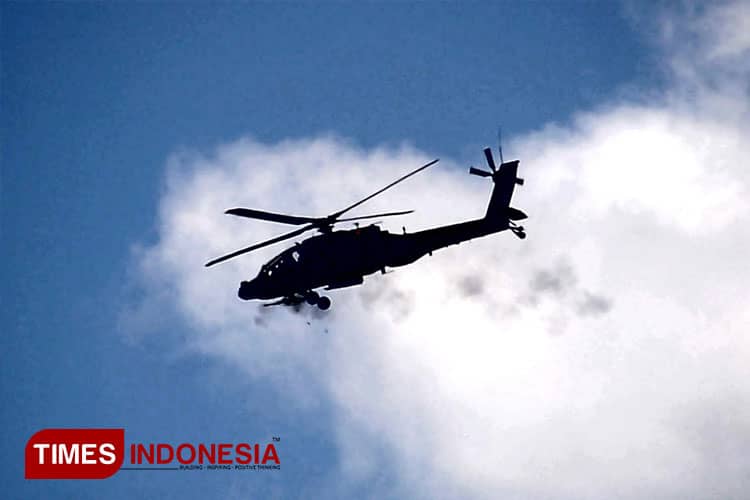 Helikopter Apache AH-64 Kebanggaan Puspnerbad Hancurkan Sasaran Musuh