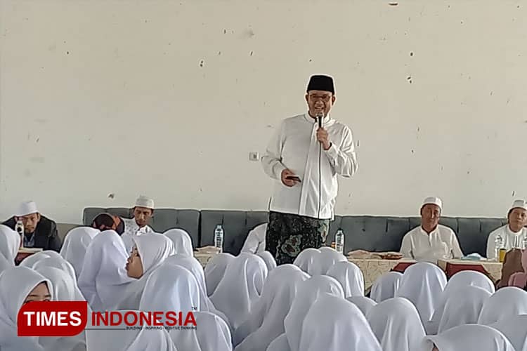 Anies Baswedan Minta Doa Restu ke Ponpes di Probolinggo: Untuk Indonesia Kedepan