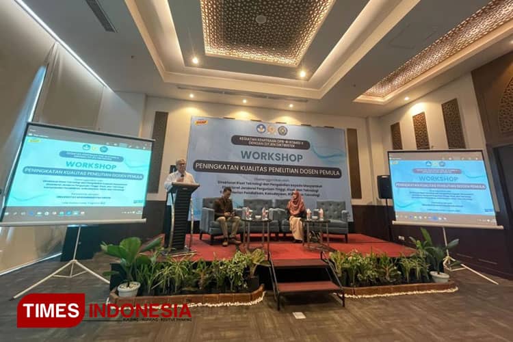 UMG Gelar Workshop Peningkatan Riset Dosen Pemula untuk Masa Depan Pendidikan yang Lebih Inovatif