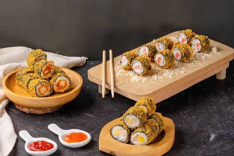 Sushi Kaki Lima Malang, Sensasi Sushi Lokal dengan Harga Pas