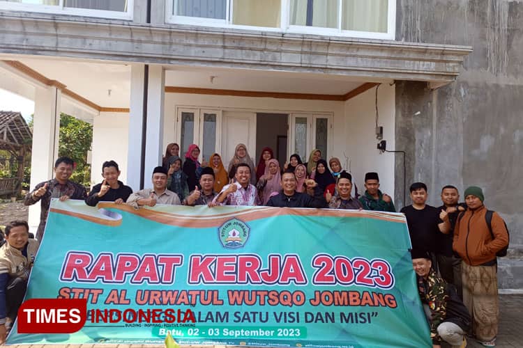 Merajut Mimpi Bersama STIT UW Jombang, Yuk tengok Visi dan Misinya