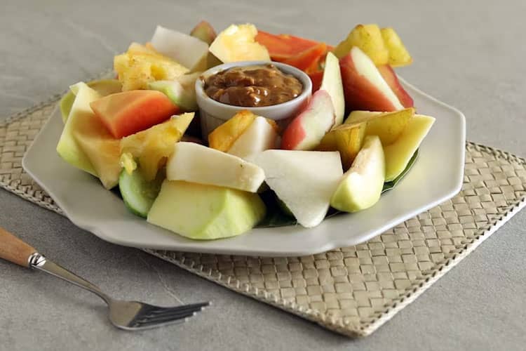 Rujak: An Indonesian Tradisional Salad with a Philosophical Twist