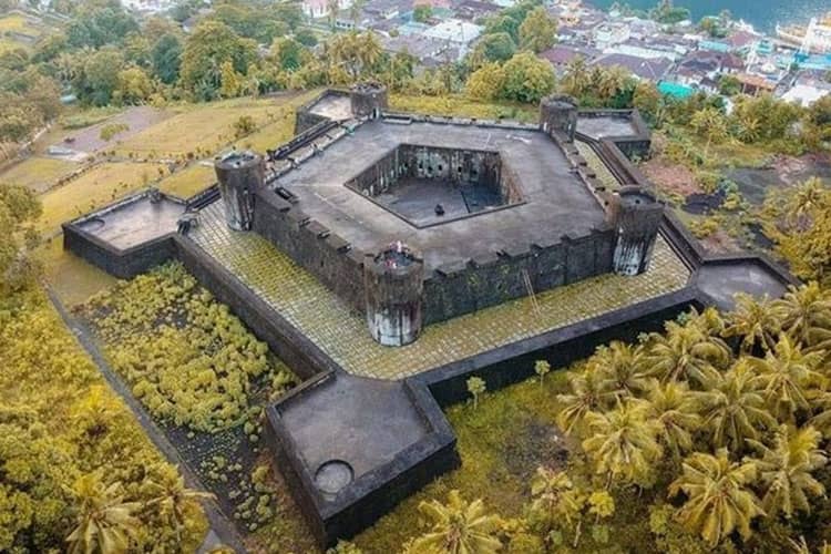 Kisah Pangeran Agung Wilis, Raja Terakhir Balambangan di Pulau Banda