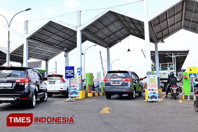 Hendak Parkir Kendaraan di Area Stasiun Tugu Yogyakarta? Begini Aturan Mainnya