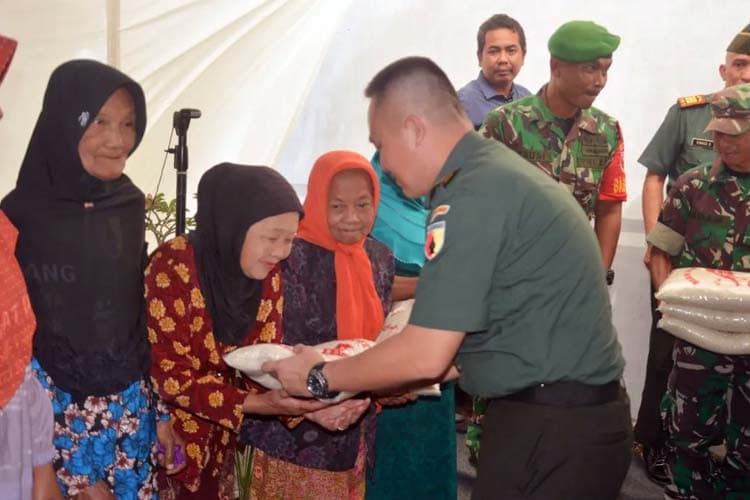 Pemprov Bersama TNI Bangun 165 Rumah Tidak Layak Huni di Bondowoso