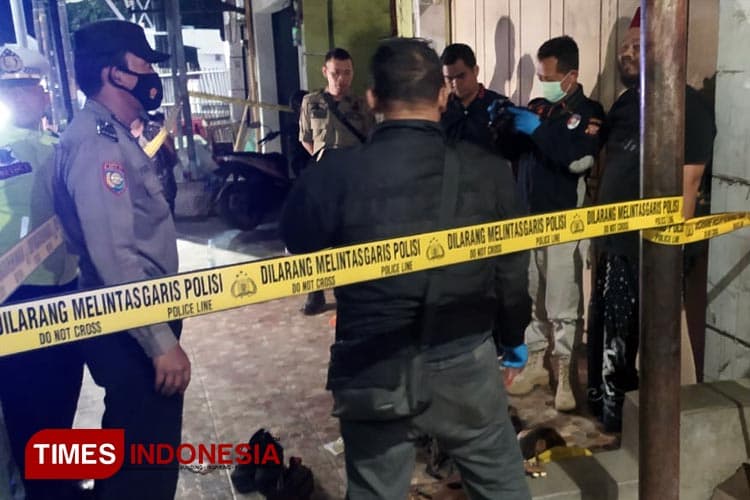 Geger, Warga Majalengka Temukan Jasad Gadis Punk di Depan Pertokoan