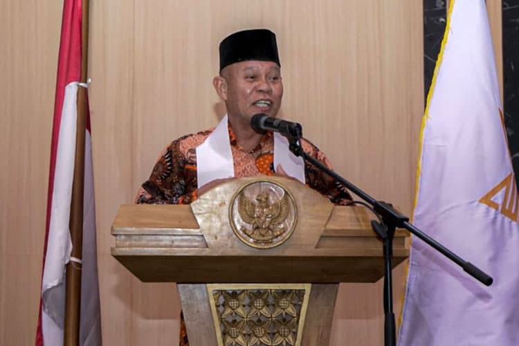 Mewakili Pj Bupati, Asisten I Hadiri Pelantikan dan Raker ICMI Morotai