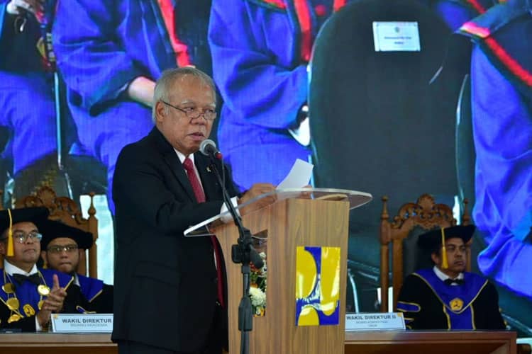 Wisuda ke-2 Politeknik PU, Menteri PUPR RI: Jadilah Pejuang Pembangunan Infrastruktur yang Kompeten
